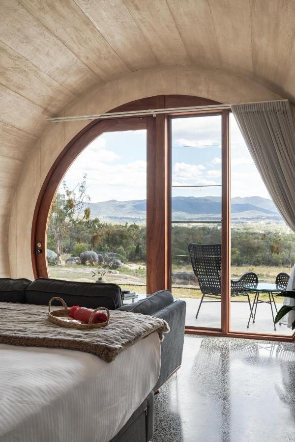 Barrel View Luxury Cabins Ballandean Exterior photo
